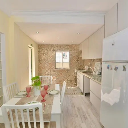 Peaceful Patio & Bbq House-nazare *